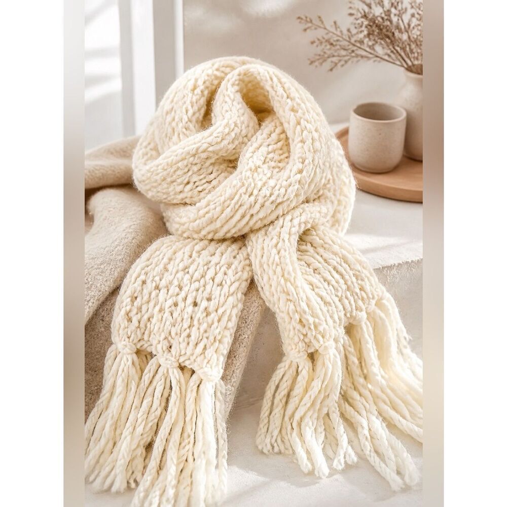SOFT IVORY OBLONG SCARF by LETS SNUGGLE MIXIT